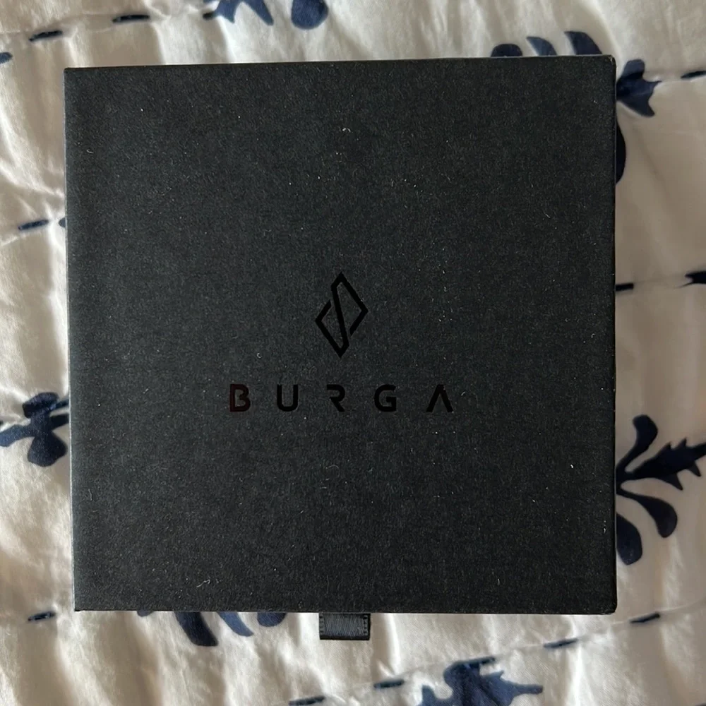 NWOT Burga AirPod case (sparkling tiara)